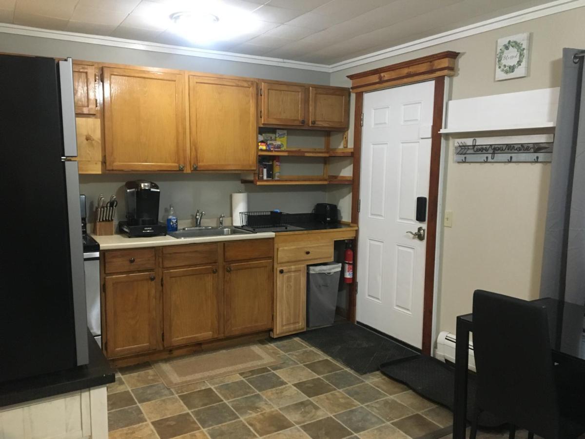 Just Like Being At Home- Newly Renovated Unit North Troy المظهر الخارجي الصورة