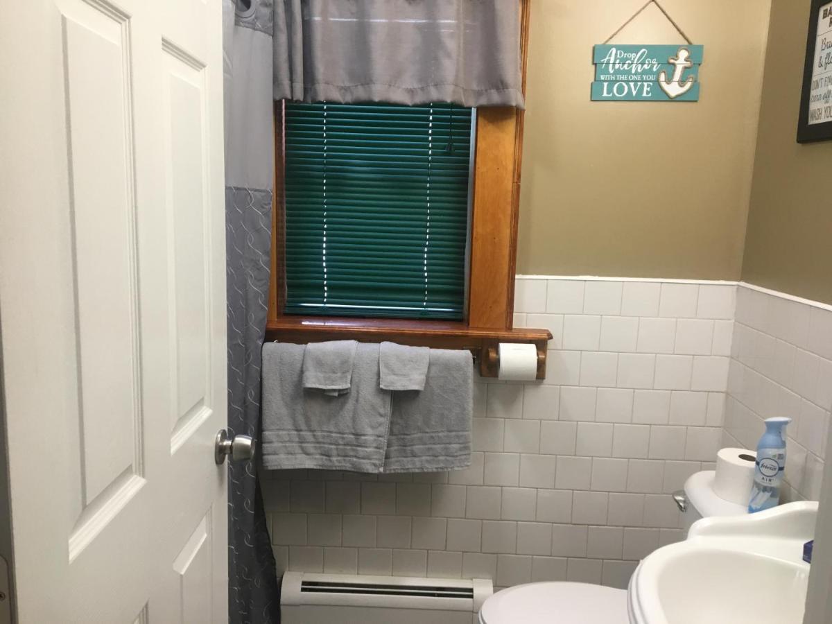 Just Like Being At Home- Newly Renovated Unit North Troy المظهر الخارجي الصورة
